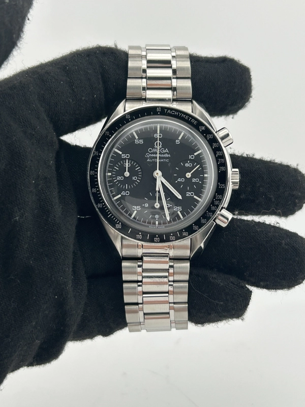 Omega Speedmaster Reduced Black Dial on Stainless Steel Bracelet Ref. 3510.50.00 view 2