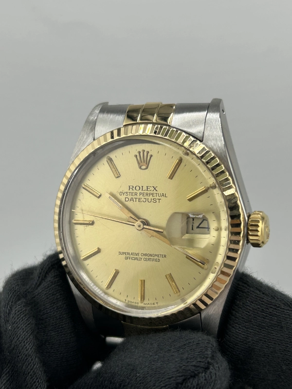Rolex Datejust Champagne Stick Dial on D Link Jubilee Bracelet Ref. 16013 1987 view 3