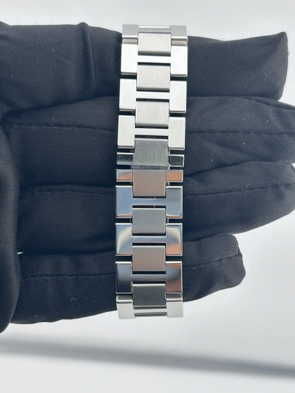 Cartier Ronde Solo Silver Roman Numerals Dial on Stainless Steel Ref. W6701004 Card 2019 view 4