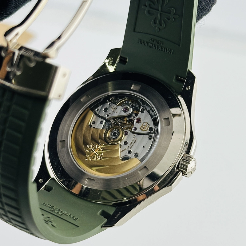 Patek Philippe Aquanaut Khaki Green Dial on Rubber Band Ref. 5168G-010 Complete 2021 view 7