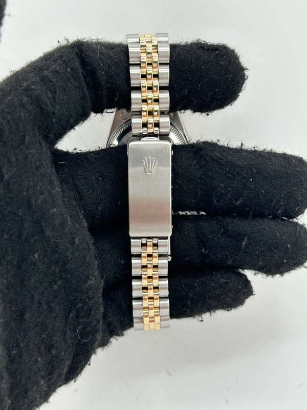 Rolex Date Champagne Linen Stick Dial on 2 Tone Jubilee D Link Bracelet Ref. 69173 1986 view 4