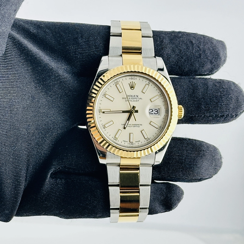 Rolex Datejust II Ivory Index Dial on Oyster Bracelet Ref. 116333 2013 view 2