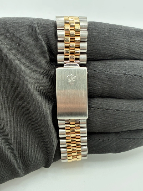 Rolex Datejust Champagne Stick Dial on Jubilee Ref. 16013 1987 view 3