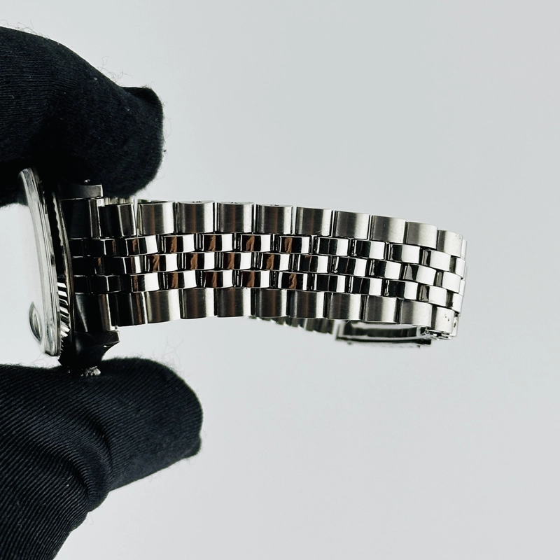 Rolex Datejust Silver Stick / Has Spots Dial on Folded Jubilee Bracelet Ref. 1601/4 1970 view 5