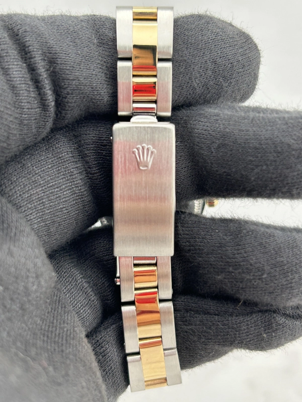 Rolex Oyster Perpetual White Roman Dial on Oyster Bracelet Ref. 67183 1996 view 4