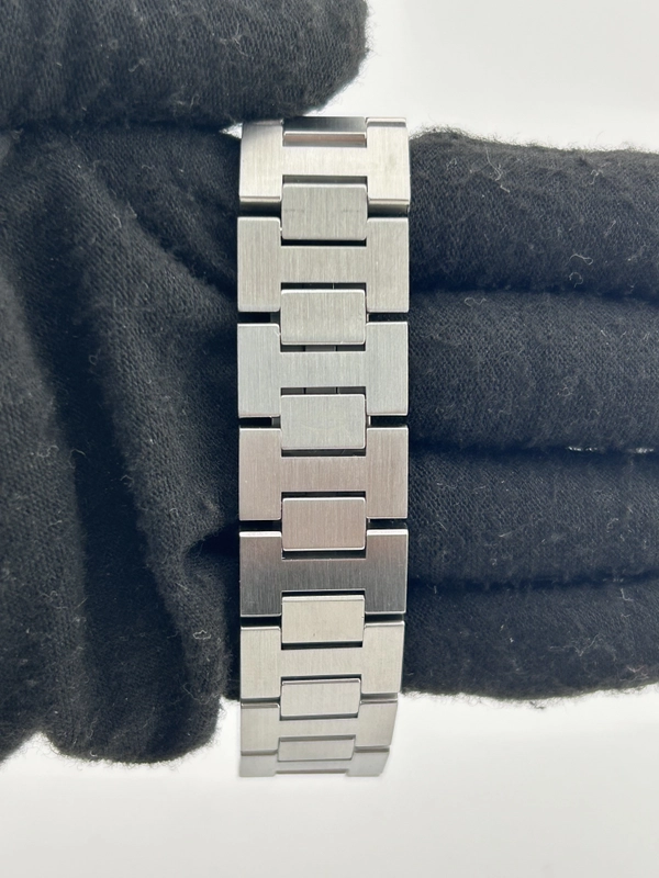 Cartier Pasha C Silver Dial on Stainless Steel Bracelet Ref. W31029M7 Manuals Only and Box view 4