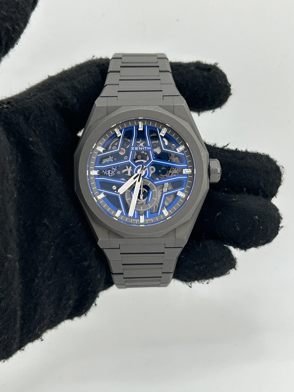 Zenith Defy Skyline Skeleton Blue Skeleton Dial on Titanium Bracelet Ref. 97.9300.3620/79.I001 Complete 2023 view 2
