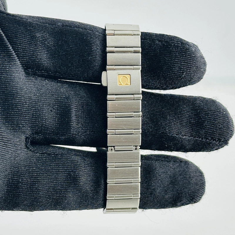 Omega Constellation Blue Dial on Stainless Steel Bracelet Ref. 1562.81 view 4