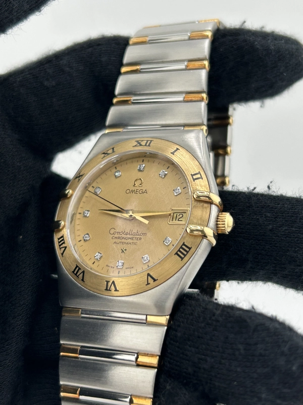 Omega Constellation Diamond Dial on 2 Tone Bracelet Ref. 1302.15 view 3